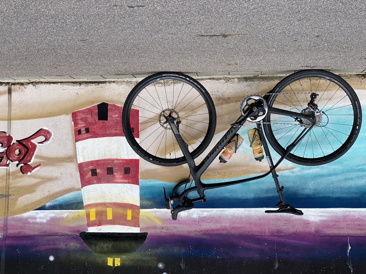 Rebuilt using Schwalbe G-One